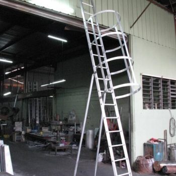 Water Tank Access Ladder With Safety Cage Kamco